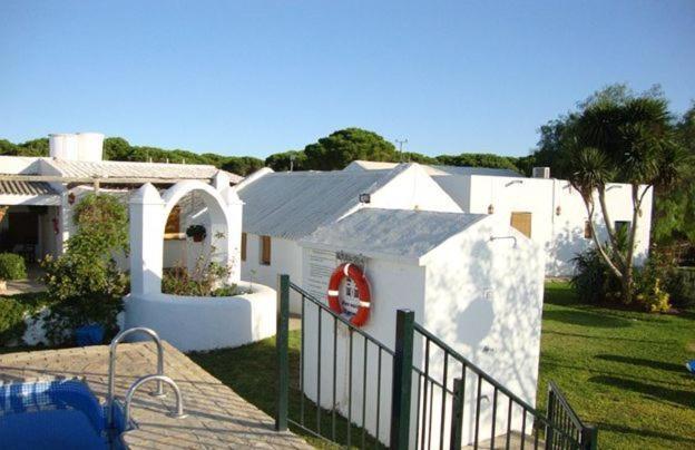 Alojamiento Cortijo el Caserio Hostal Conil De La Frontera Exterior foto