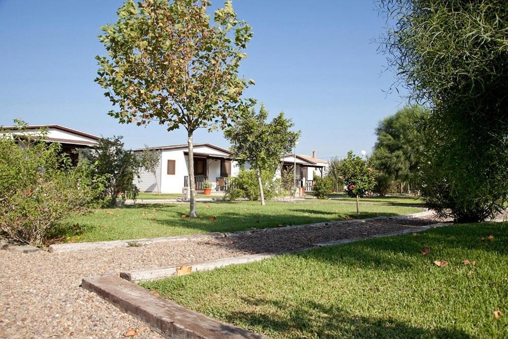 Alojamiento Cortijo el Caserio Hostal Conil De La Frontera Habitación foto