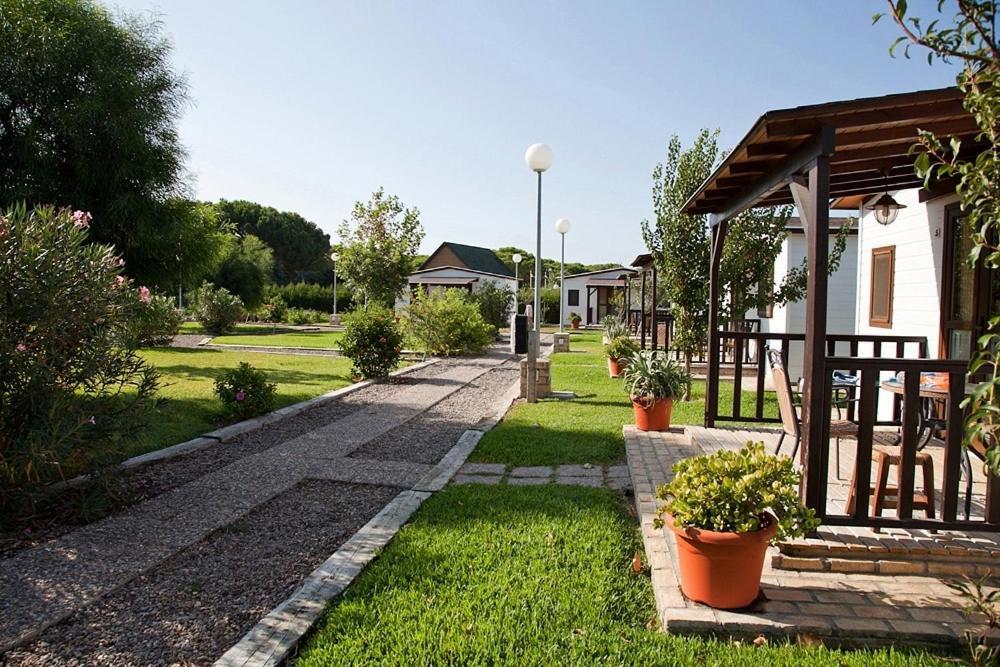 Alojamiento Cortijo el Caserio Hostal Conil De La Frontera Habitación foto