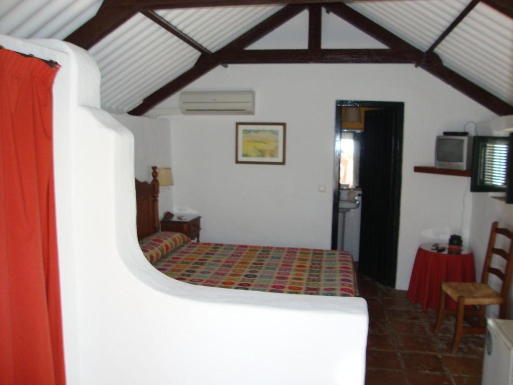 Alojamiento Cortijo el Caserio Hostal Conil De La Frontera Habitación foto