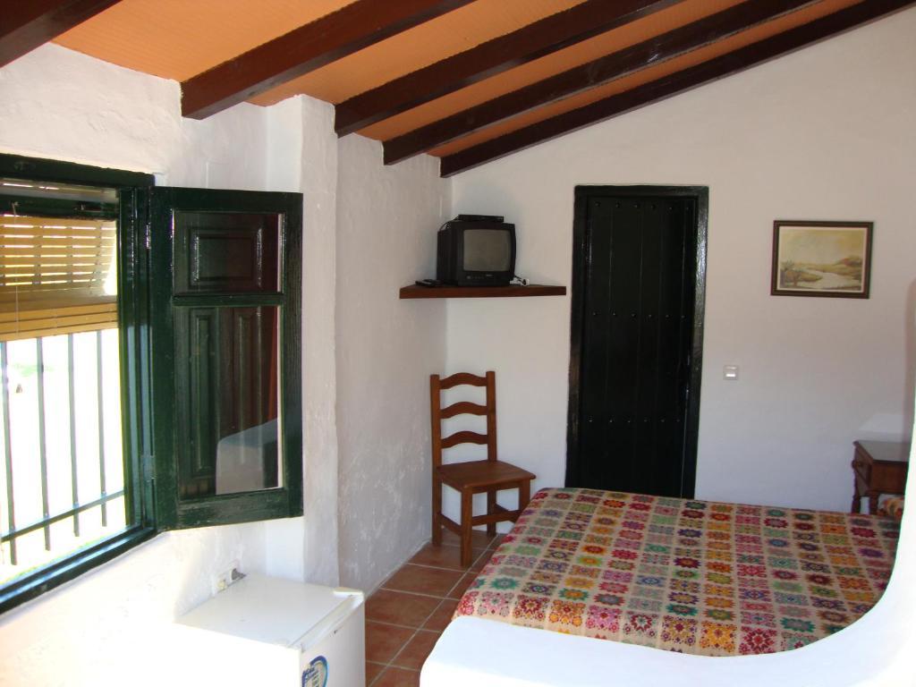 Alojamiento Cortijo el Caserio Hostal Conil De La Frontera Habitación foto