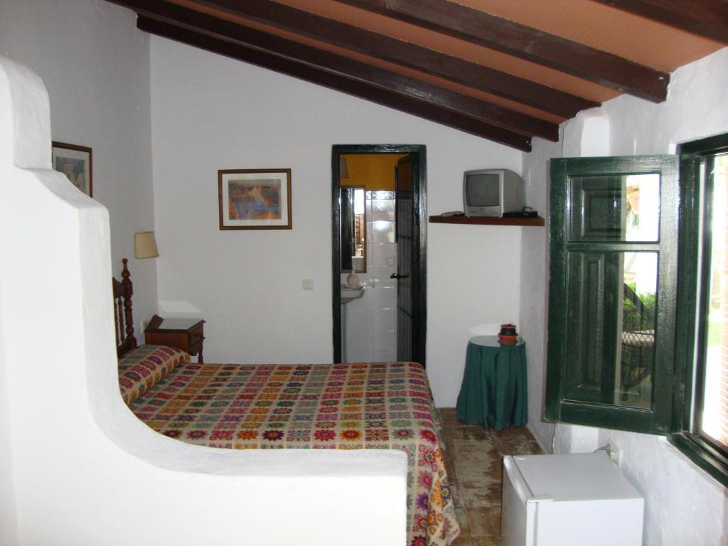 Alojamiento Cortijo el Caserio Hostal Conil De La Frontera Habitación foto